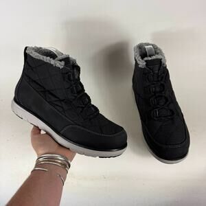 L.L.Bean Quilted Snow Boot Women's 10 Black Insulated Primaloft Classic Lace-Up